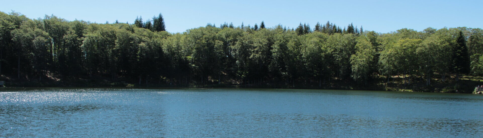 Lac De Gayme Pêche Loisirs Détente Puy de Dôme Auvergne